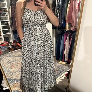 J. Crew Black and White daisy Tiered Sundress with halter neck sz 6 90s